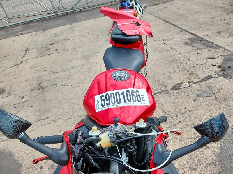 2005 Yamaha Yzf VIN JYARJ06E55A030535 COPART salvage auction — FRONT END, Pa - Certificate Of Salvage, sold $2,700 on 2026-07-13 (photo 5)