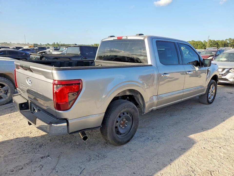 2025 Ford F-150 VIN 1FTEW3KP3SKE14400 COPART salvage auction — FRONT END, FL - CERT OF TITLE SLVG REBUILDABLE, sold $14,600 on 2026-07-31 (photo 3)