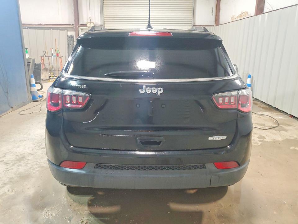 2018 Jeep Compass VIN 3C4NJCBB1JT102706 COPART salvage auction — NORMAL WEAR, TX - CERTIFICATE OF TITLE, sold $675 on 2026-08-13 (photo 6)