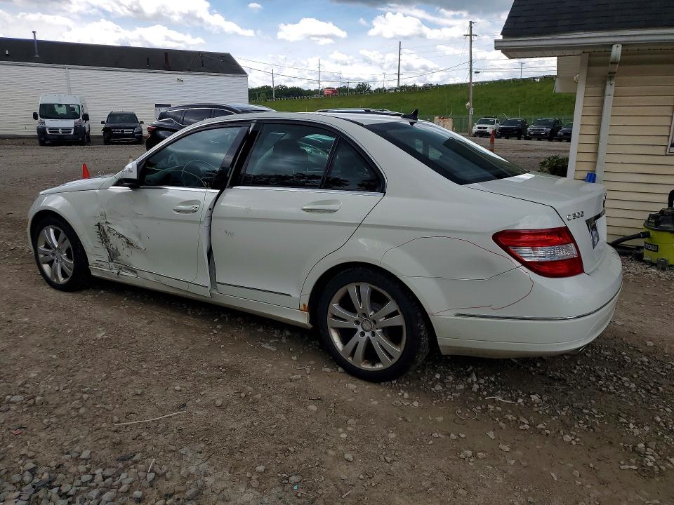 2009 Mercedes-benz C-klasse VIN WDDGF81X79F198129 COPART salvage auction — SIDE, Oh - Cert Of Title-Salvage, sold $600 on 2026-07-08 (photo 2)