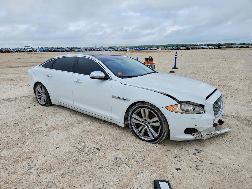 2012 Jaguar VIN SAJWA2GB9CLV28974 COPART salvage auction — FRONT END, Tx - Salvage Vehicle Title, sold $350 on 2026-07-23 (photo 4)