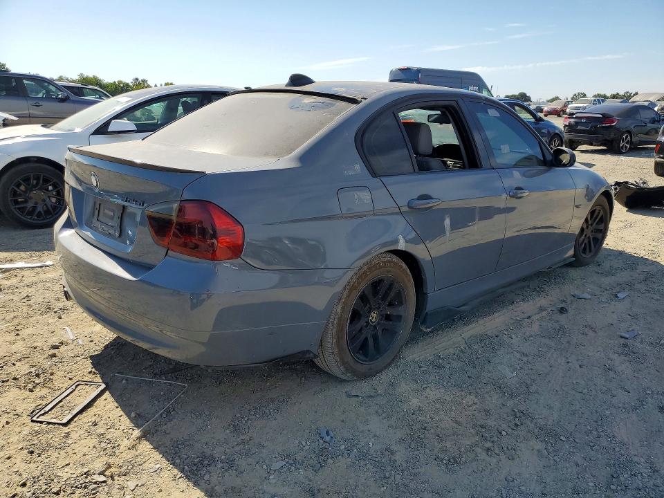 2006 BMW 3 series VIN WBAVB13586PT01898 COPART salvage auction — NORMAL WEAR, Ca - Cert Of Title-Salvaged, sold $300 on 2026-07-02 (photo 3)