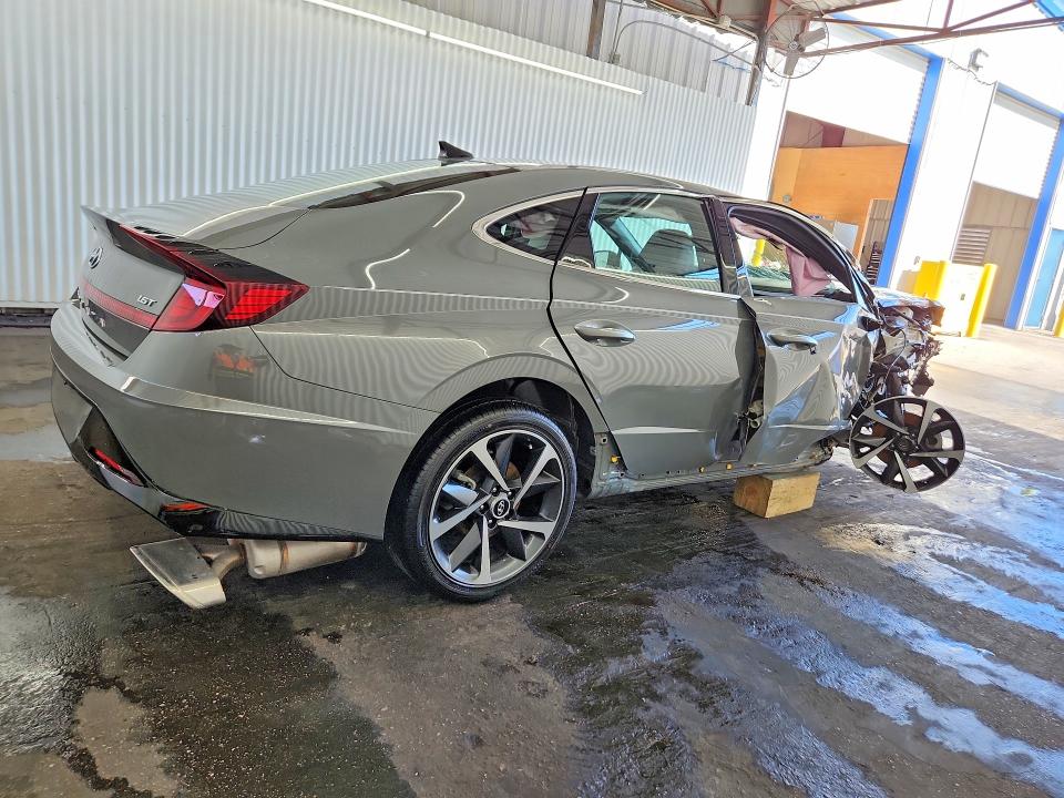 2023 Hyundai Sonata VIN KMHL44J2XPA288277 COPART salvage auction — FRONT END, Fl - Certificate Of Title, sold $650 on 2026-07-07 (photo 3)