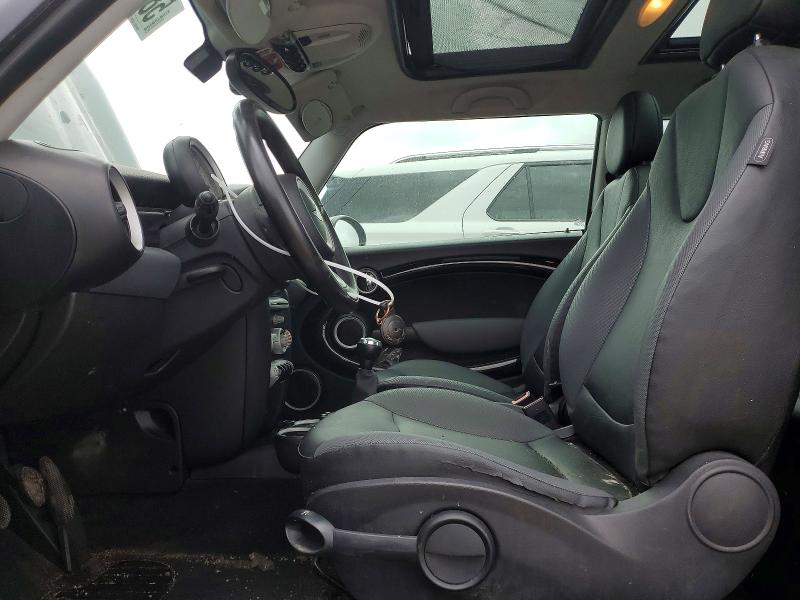 2008 Mini Cooper VIN WMWMF33578TU65844 COPART salvage auction — SIDE, ON - PERMIT SALVAGE, sold $600 on 2026-08-13 (photo 7)