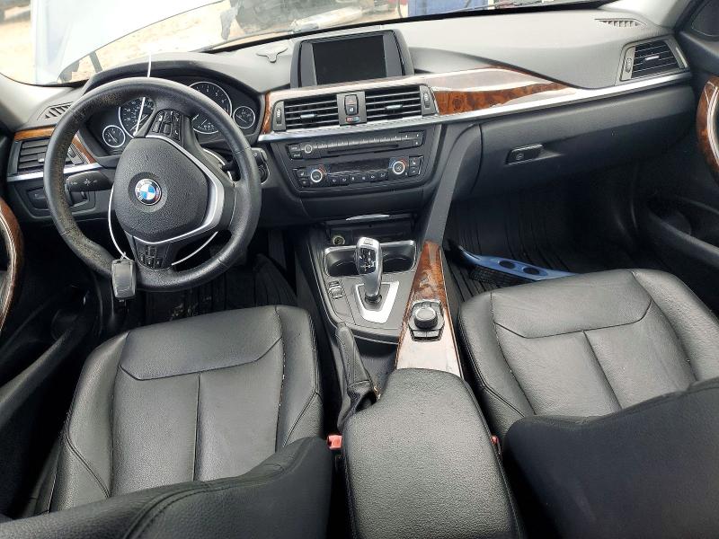 2014 BMW 3er VIN WBA3B3C57EJ977974 COPART salvage auction — MECHANICAL, Mt - Dealer Only Clean Title, sold $950 on 2026-08-01 (photo 8)