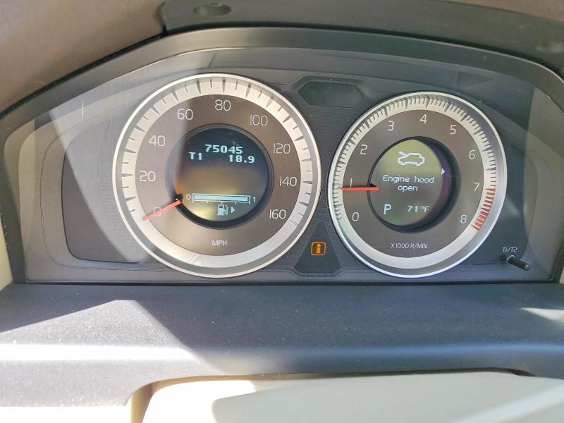 2013 Volvo VIN YV4952BZ2D1147272 COPART salvage auction — SIDE, Or - Salvage Title Certificate, sold $1,400 on 2026-08-05 (photo 9)