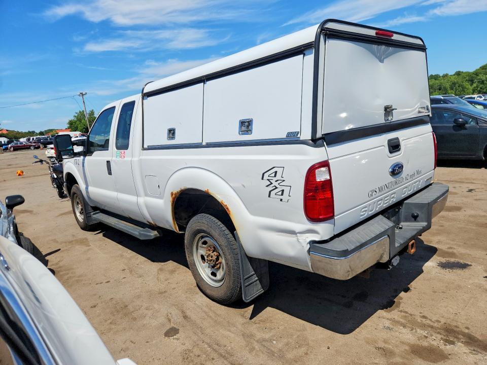 2015 Ford F-250 super duty VIN 1FT7X2B69FEA92163 COPART salvage auction — NORMAL WEAR, Sc - Certificate Of Title, sold $2,400 on 2026-07-02 (photo 2)