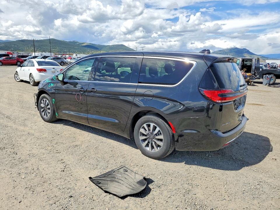 2022 Chrysler Pacifica VIN 2C4RC1L74NR156181 COPART salvage auction — FRONT END, MT - SALVAGE CERTIFICATE OF A VEHIC, sold $3,400 on 2026-09-29 (photo 2)