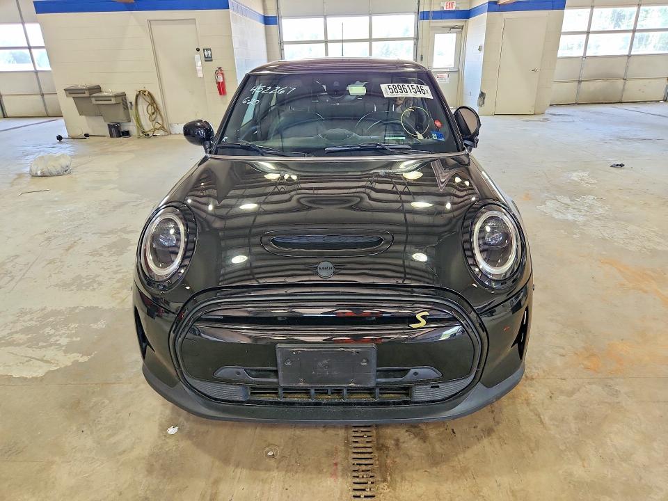 2022 Mini Cooper VIN WMW13DJ04N2R01057 COPART salvage auction — SIDE, Va - Cert Of Title - Salvage, sold $3,150 on 2026-07-24 (photo 5)