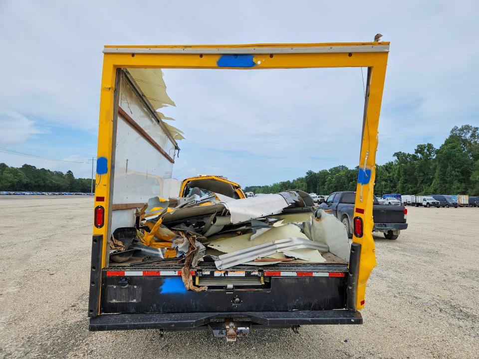 2022 Gmc Savana VIN 7GZ37TC7XNN000247 COPART salvage auction — ALL OVER, Az - Cert Of Title - Salvage, sold $2,500 on 2026-07-02 (photo 6)