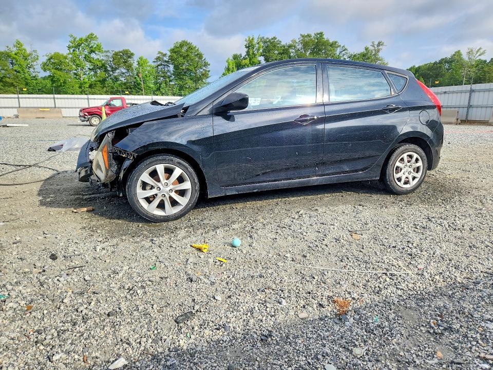 2012 Hyundai Accent VIN KMHCT5AE2CU040410 COPART salvage auction — FRONT END, Sc - Non-Reb & Rem Salvage Title, sold $500 on 2026-07-27 (photo 1)