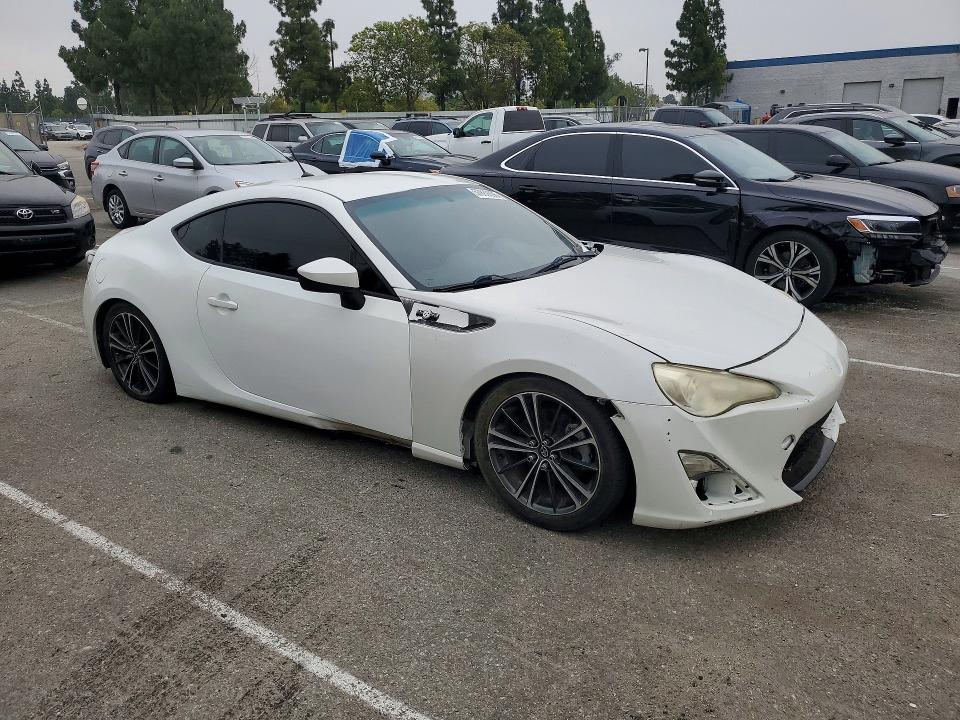 2013 Scion Fr-s VIN JF1ZNAA18D1721484 COPART salvage auction — FRONT END, Ca - Lien Papers-Salvage Or Ac, sold $700 on 2026-07-09 (photo 4)
