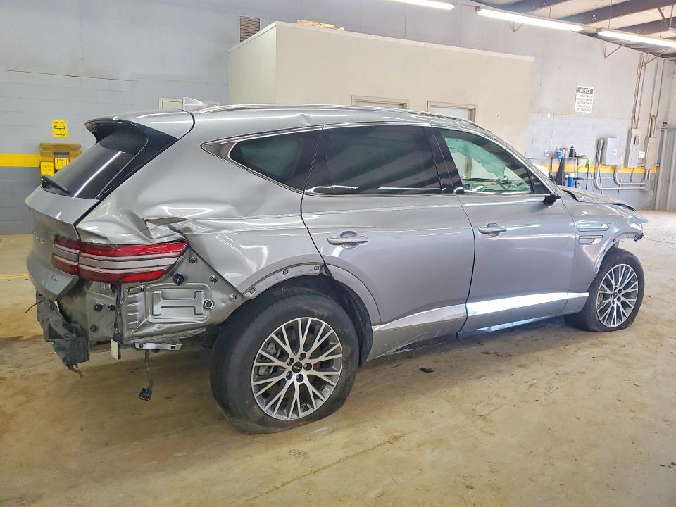 2025 Genesis VIN KMUHFESB2SU240186 COPART salvage auction — ROLLOVER, Az - Dealer Only Salvage Title, sold $6,500 on 2026-07-29 (photo 3)