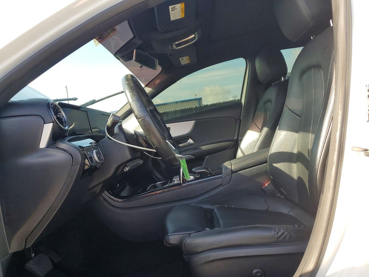 2020 Mercedes-Benz A-Class VIN W1K3G4EBXLW045707 COPART salvage auction — Minor Dent/Scratches, FL - CERTIFICATE OF TITLE (P), sold $5,800 on 2026-06-30 (photo 7)