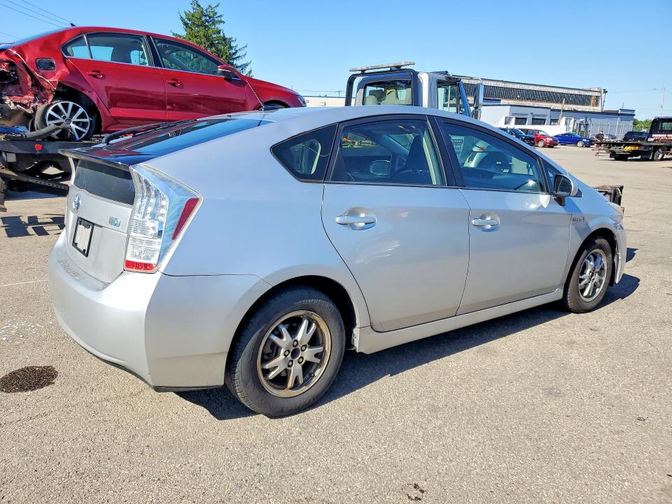 2010 Toyota Prius VIN JTDKN3DU4A1006291 COPART salvage auction — MINOR DENT/SCRATCHES, Oh - Certificate Of Title, sold $1,050 on 2026-07-22 (photo 3)