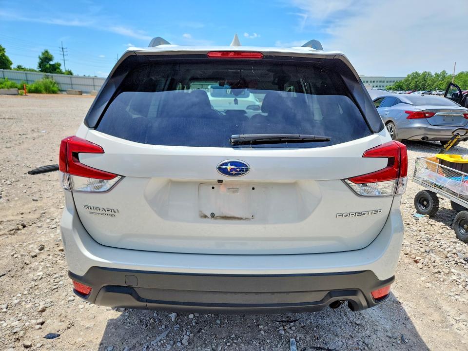 2021 Subaru Forester VIN JF2SKAJC2MH488958 COPART salvage auction — SIDE, Il - Salvage Certificate, sold $750 on 2026-07-21 (photo 6)