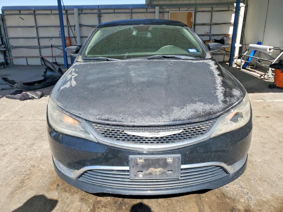 2015 Chrysler 200 VIN 1C3CCCAB8FN533316 COPART salvage auction — REAR END, Tx - Salvage Vehicle Title, sold $775 on 2026-08-21 (photo 5)