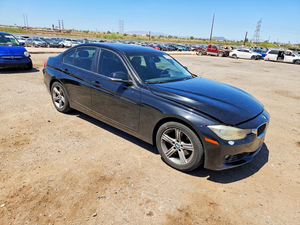 2013 BMW 3er VIN WBA3A5C52DF350633 COPART salvage auction — SIDE, Az - Cert Of Title - Salvage, sold $1,100 on 2026-07-10 (photo 4)