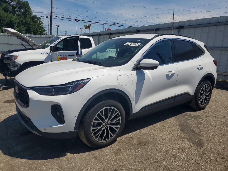 2023 Ford Escape VIN 1FMCU0E17PUA42988 COPART salvage auction — SIDE, Oh - Certificate Of Title, sold $12,700 on 2026-07-09 (photo 1)