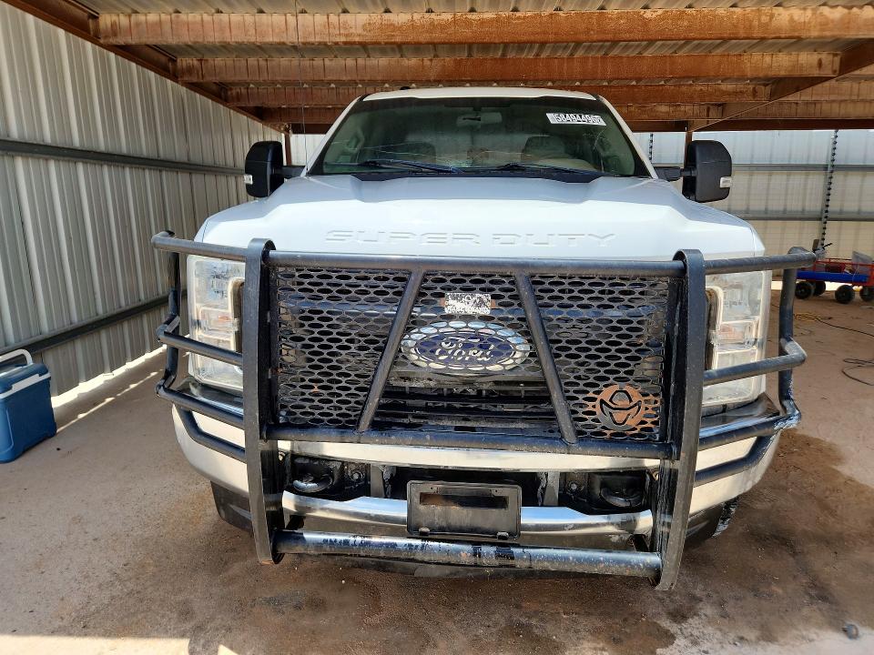 2019 Ford F-250 super duty VIN 1FT7W2B61KED82362 COPART salvage auction — HAIL, TX - CERTIFICATE OF TITLE, sold $9,600 on 2026-07-14 (photo 5)