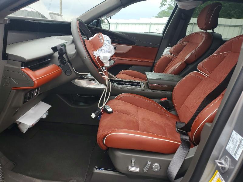 2025 Lincoln VIN 5LMPJ9J44SJ882099 COPART salvage auction — FRONT END, NC - SALVAGE CERTIFICATE OF TITLE, sold $1,000 on 2026-07-29 (photo 7)