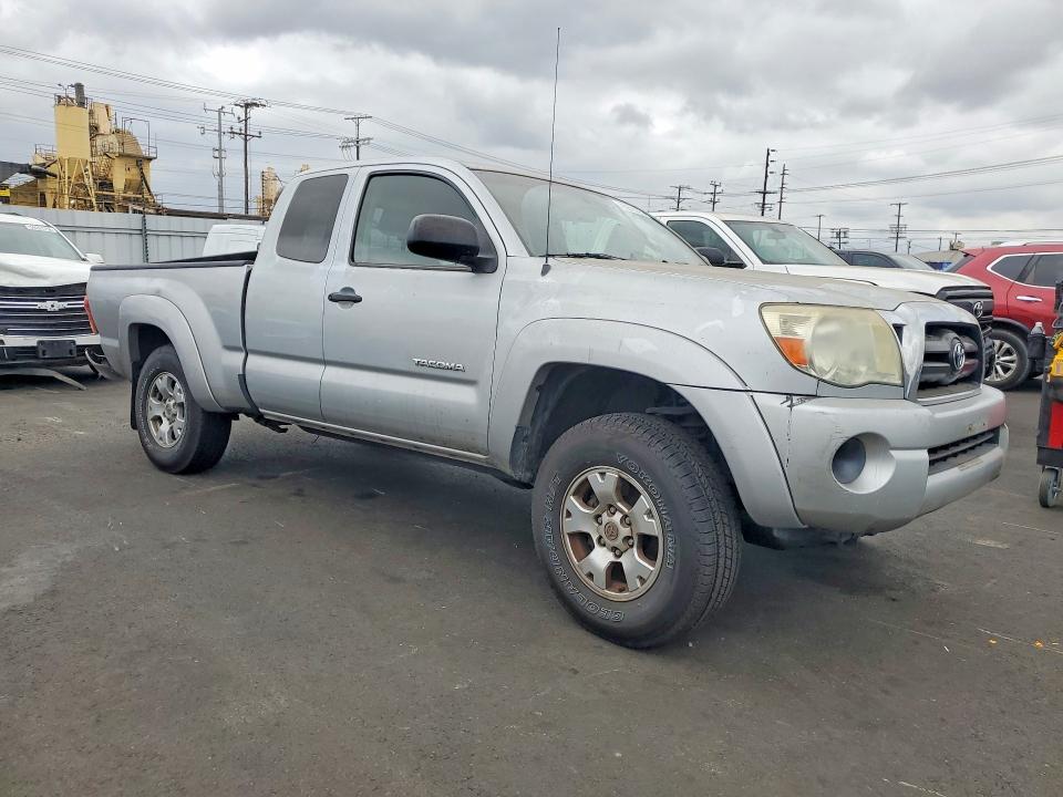 2007 Toyota Tacoma VIN 5TEUX42NX7Z389270 COPART salvage auction — REAR END, Ca - Salvage Certificate, sold $5,000 on 2026-07-15 (photo 4)