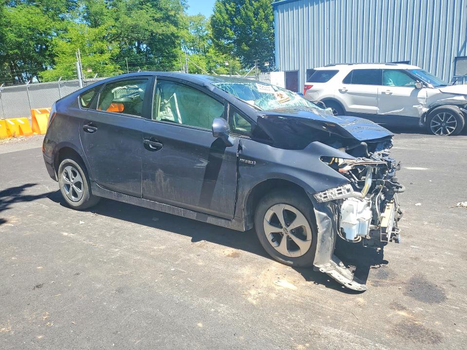 2015 Toyota Prius VIN JTDKN3DU6F0432853 COPART salvage auction — FRONT END, Or - Salvage Title Certificate, sold $100 on 2026-07-27 (photo 4)