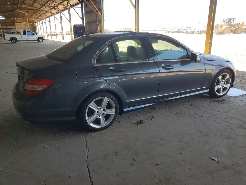 2010 Mercedes-benz C class VIN WDDGF5EB8AF475985 COPART salvage auction — MINOR DENT/SCRATCHES, Az - Certificate Of Title, sold $450 on 2026-07-27 (photo 3)