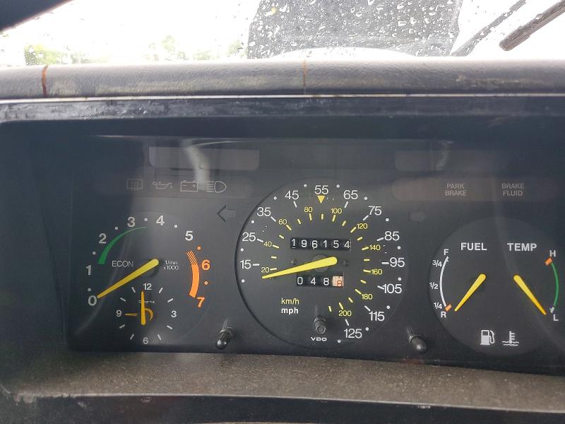 1988 Saab 900 VIN YS3AK35D4J3021213 COPART salvage auction — Burn Engine, CT - BILL OF SALE-SALVAGE, sold $450 on 2026-07-02 (photo 9)