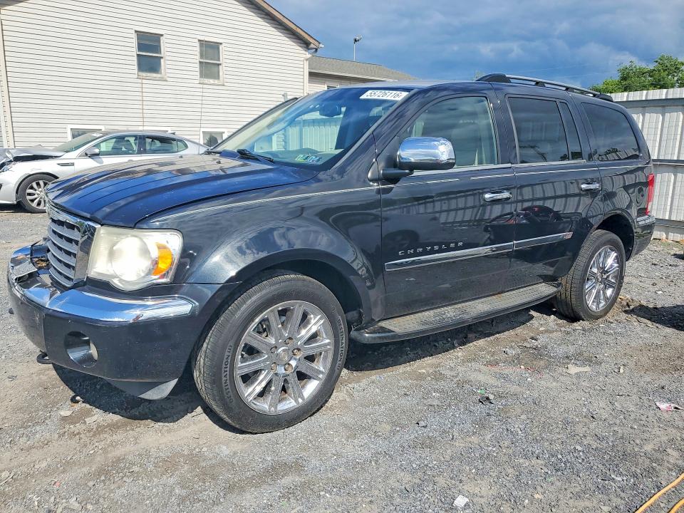 2008 Chrysler Aspen VIN 1A8HW58278F111716 — COPART salvage auction photo