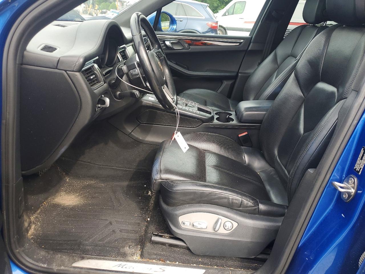 2016 Porsche Macan VIN WP1AB2A58GLB59103 COPART salvage auction — Normal Wear, MA - CERTIFICATE OF TITLE (P), sold $3,700 on 2026-07-01 (photo 7)