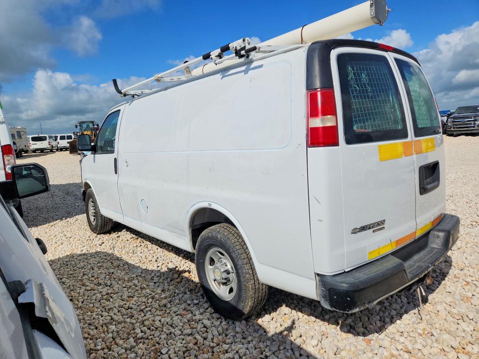 2013 Chevrolet Express 2500 VIN 1GCWGFCA9D1903227 COPART salvage auction — NORMAL WEAR, TX - CERTIFICATE OF TITLE, sold $90 on 2026-07-09 (photo 2)