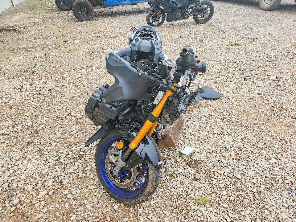 2025 Yamaha Mt09 VIN JYARN95E3SA001962 COPART salvage auction — ALL OVER, Ok - Cert Of Title-Salvage, sold $950 on 2026-07-30 (photo 2)