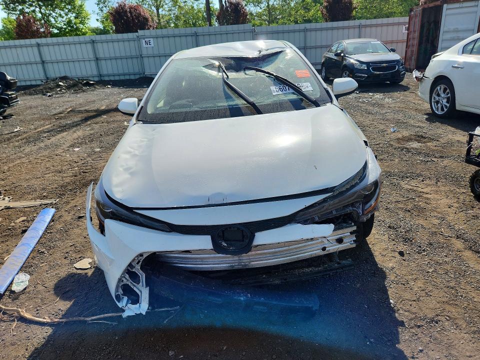 2021 Toyota Corolla VIN JTDEAMDE3MJ016368 COPART salvage auction — BIOHAZARD/CHEMICAL, Ct - Cert Of Title-Salvage, sold $5,100 on 2026-07-31 (photo 5)