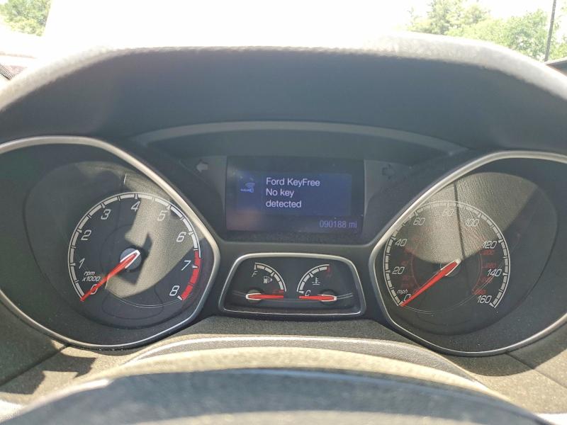 2013 Ford VIN 1FADP3L93DL311487 COPART salvage auction — FRONT END, Ma - Cert Of Title-Reconstrctd Coll, sold $325 on 2026-07-23 (photo 9)