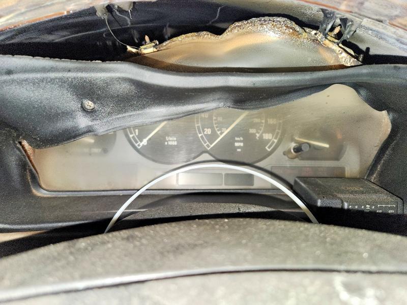 1992 BMW 8er VIN WBAEG1317NCB42654 COPART salvage auction — BURN, Mn - Cert Of Title-Salvage, sold $6,900 on 2026-07-21 (photo 9)
