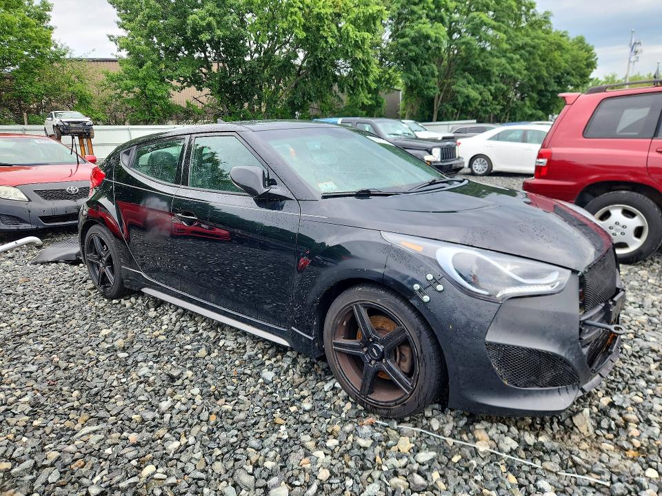 2014 Hyundai Veloster VIN KMHTC6AE1EU192123 COPART salvage auction — REAR END, MA - CERT OF TITLE-RECONSTRCTD COLL, sold $400 on 2026-07-22 (photo 4)