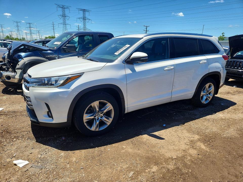 2018 Toyota Highlander VIN 5TDDZRFH2JS891304 COPART salvage auction — REAR END, Il - Salvage Certificate, sold $12,100 on 2026-07-28 (photo 1)