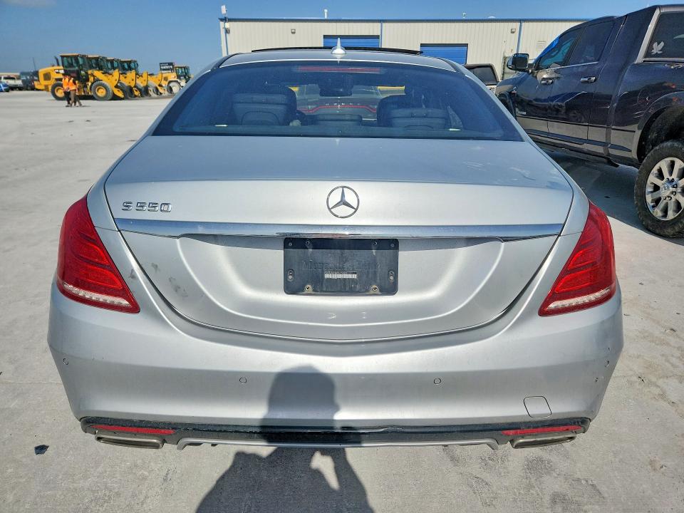 2015 Mercedes-benz S-klasse VIN WDDUG8CB6FA174303 COPART salvage auction — WATER/FLOOD, TX - SALVAGE TITLE-FLOOD DAMAGE, sold $4,300 on 2026-08-04 (photo 6)