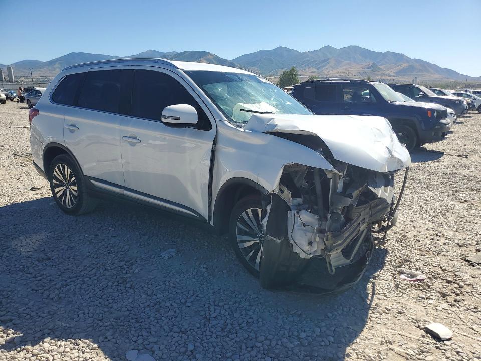 2019 Mitsubishi VIN JA4AD3A32KZ028605 COPART salvage auction — FRONT END, Ut - Salvage Certificate, sold $725 on 2026-07-28 (photo 4)