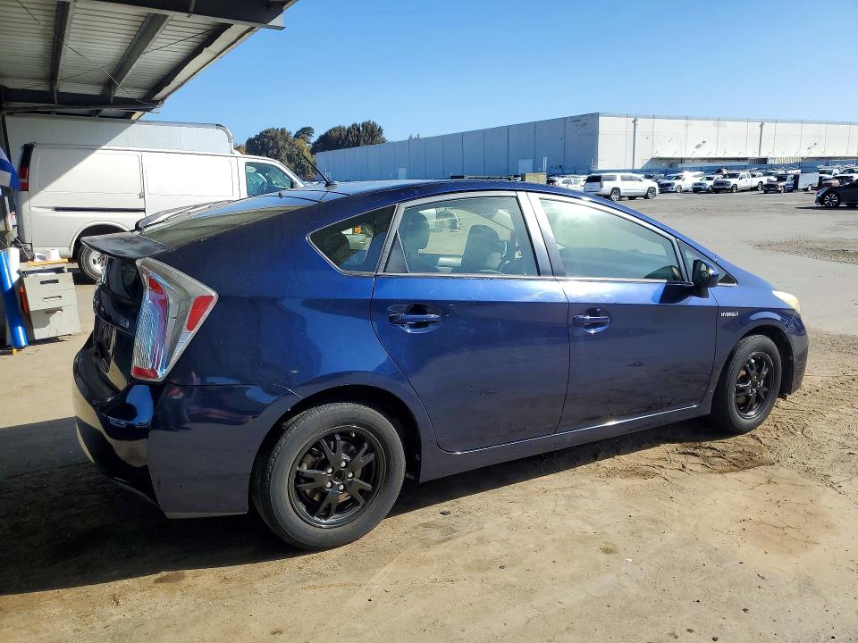 2012 Toyota Prius VIN JTDKN3DU6C1549435 COPART salvage auction — VANDALISM, Ca - Dis/Dlr/Exp Only Clean Title, sold $2,650 on 2026-07-02 (photo 3)