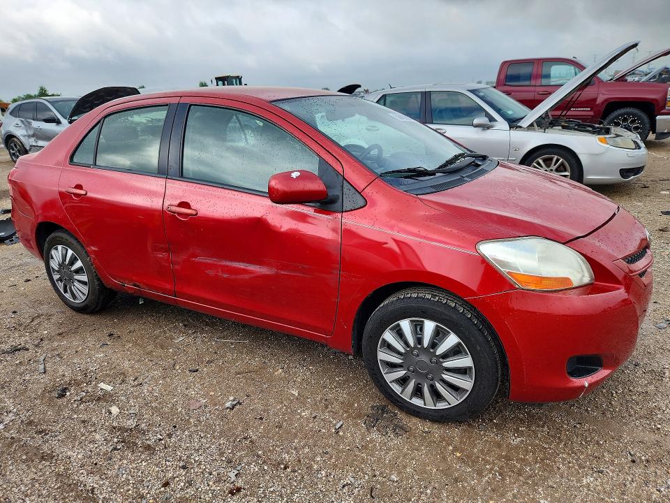 2007 Toyota Yaris VIN JTDBT923371040136 COPART salvage auction — SIDE, Il - Salvage Certificate, sold $850 on 2026-07-14 (photo 4)