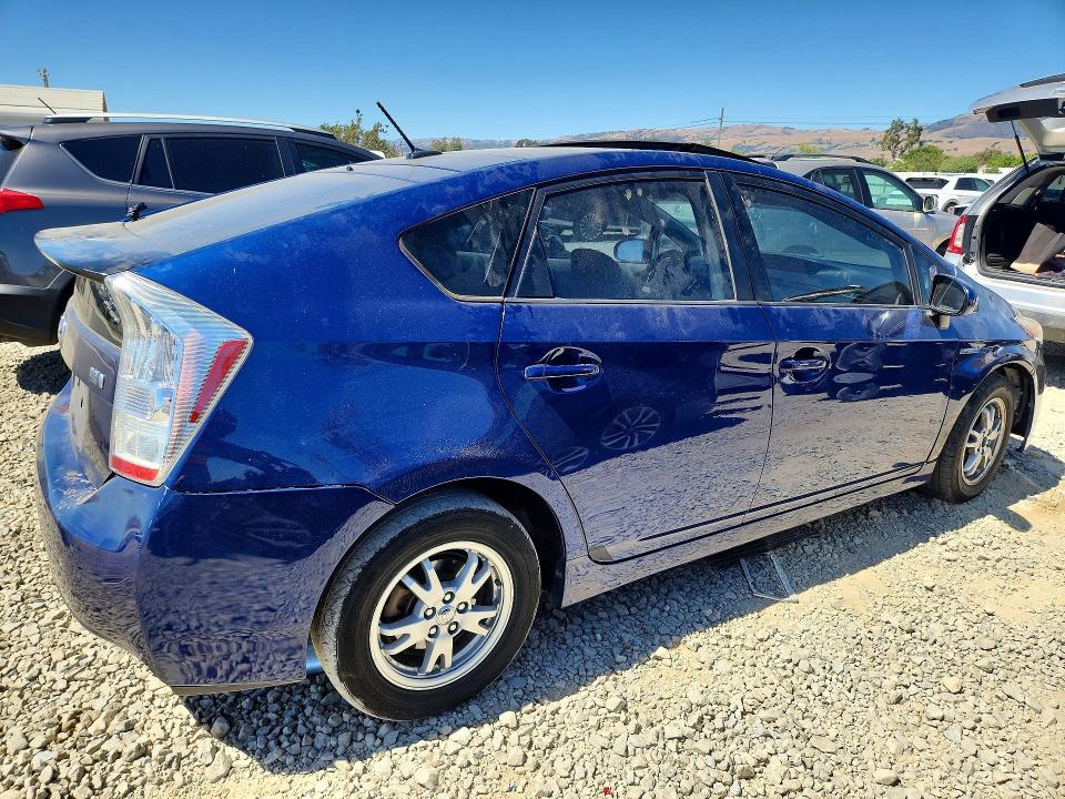 2011 Toyota Prius VIN JTDKN3DU8B0324261 COPART salvage auction — SIDE, CA - SALVAGE CERTIFICATE, sold $675 on 2026-07-14 (photo 3)