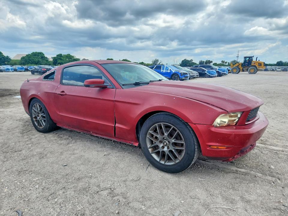 2010 Ford Mustang VIN 1ZVBP8CH0A5162099 COPART salvage auction — FRONT END, Fl - Certificate Of Title, sold $450 on 2026-07-09 (photo 4)