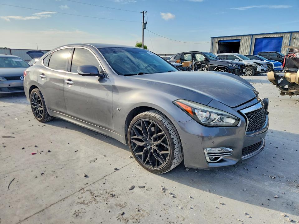 2015 Infiniti Q70 VIN JN1BY1AP0FM540407 COPART salvage auction — FRONT END, TX - BONDED TITLE - SALVAGE, sold $2,300 on 2026-07-24 (photo 4)