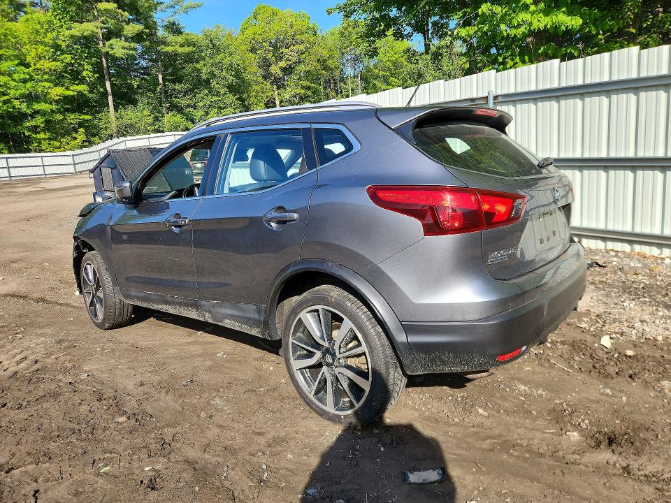 2017 Nissan Rogue VIN JN1BJ1CR4HW121647 COPART salvage auction — FRONT END, Vt - Cert Of Title-Salvage Vehicle, sold $1,000 on 2026-07-06 (photo 2)