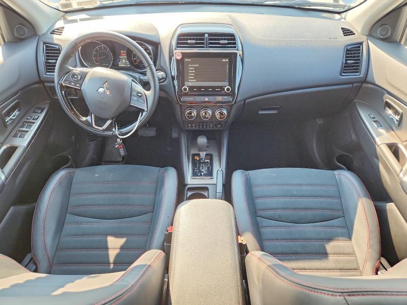 2025 Mitsubishi Outlander sport VIN JA4ARUAU5SU008233 COPART salvage auction — FRONT END, NY - CERTIFICATE OF TITLE, sold $13,400 on 2026-07-08 (photo 8)
