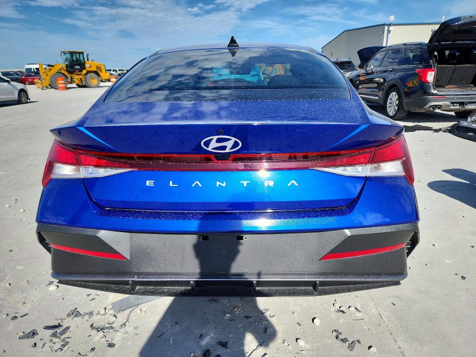 2024 Hyundai Elantra VIN KMHLL4DG2RU744543 COPART salvage auction — FRONT END, Tx - Salvage Vehicle Title, sold $3,050 on 2026-07-17 (photo 6)