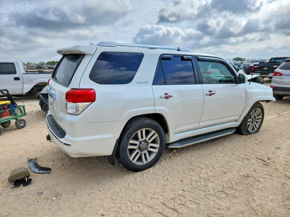 2013 Toyota 4runner VIN JTEZU5JR1D5055776 COPART salvage auction — FRONT END, Tx - Certificate Of Title, sold $4,550 on 2026-07-02 (photo 3)