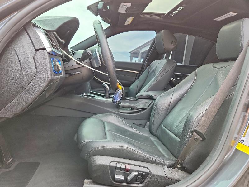 2018 BMW 3er VIN WBA8B9G53JNU58071 COPART salvage auction — REAR END, Fl - Cert Of Title Slvg Rebuildable, sold $5,900 on 2026-07-08 (photo 7)